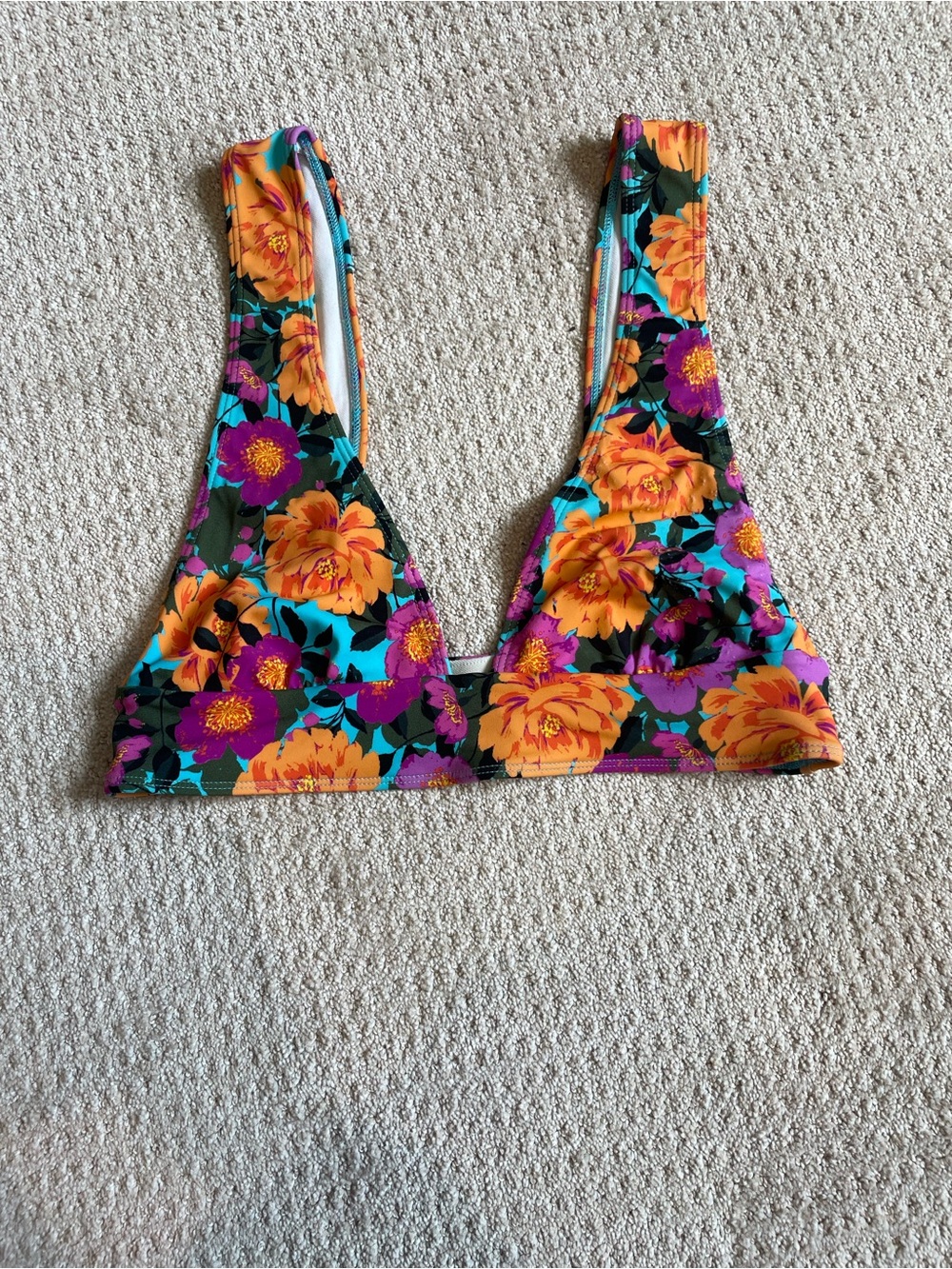 UO V-Neck Bikini Top AND High-Cut Bottoms